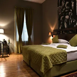 Badagoni Boutique Rustaveli تبليسي